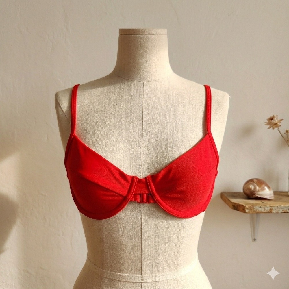 Blackbough‎ Womens Bikini Top Medium Red Underwire Beachwear Summer